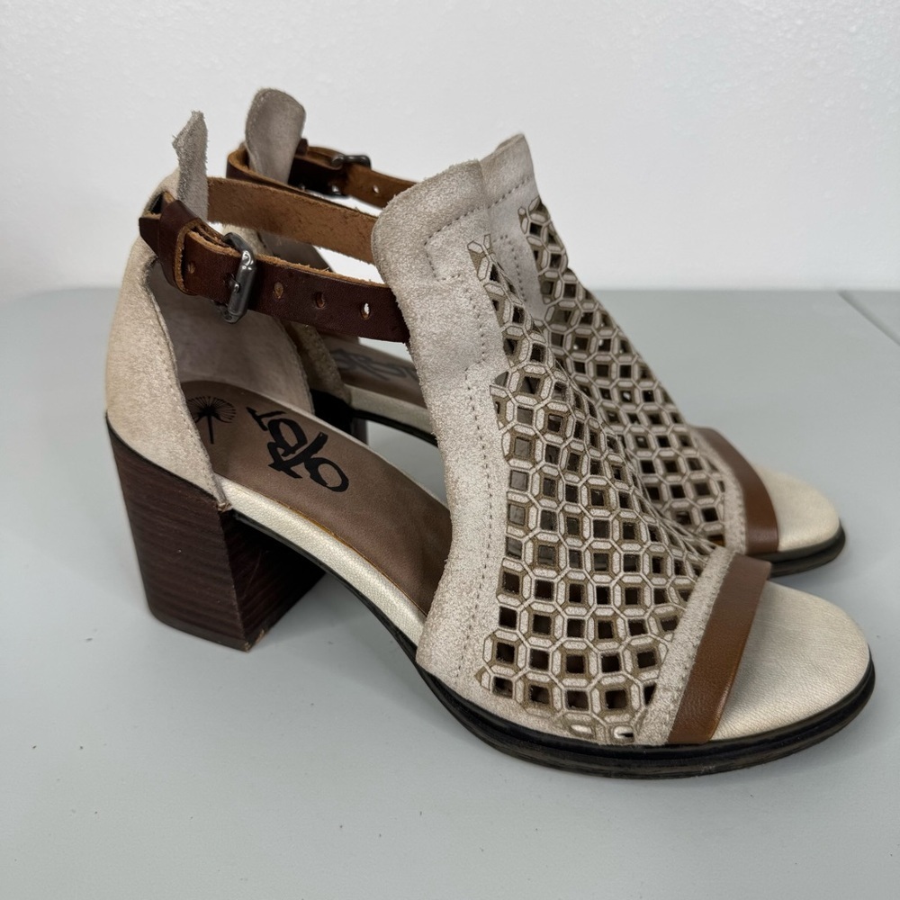 OTBT Metaphor Block‎ Heel Sandals Size 7.5